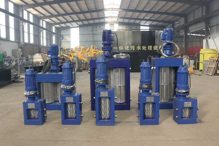 粉（fěn）碎格柵機的工作原理